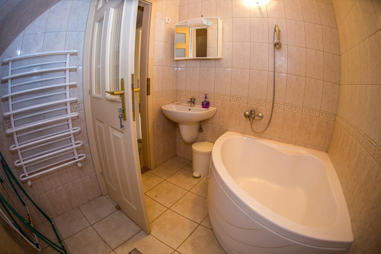 Aqua Line Apartmanhaz Hajdúszoboszló Zewnętrze zdjęcie