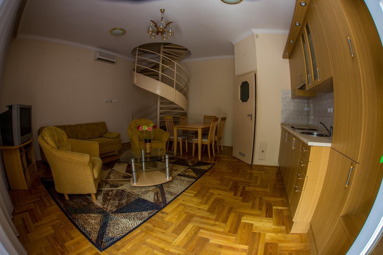 Aqua Line Apartmanhaz Hajdúszoboszló Zewnętrze zdjęcie