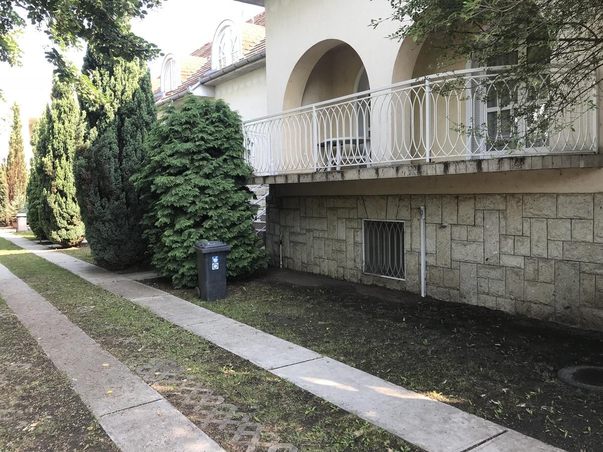Aqua Line Apartmanhaz Hajdúszoboszló Zewnętrze zdjęcie