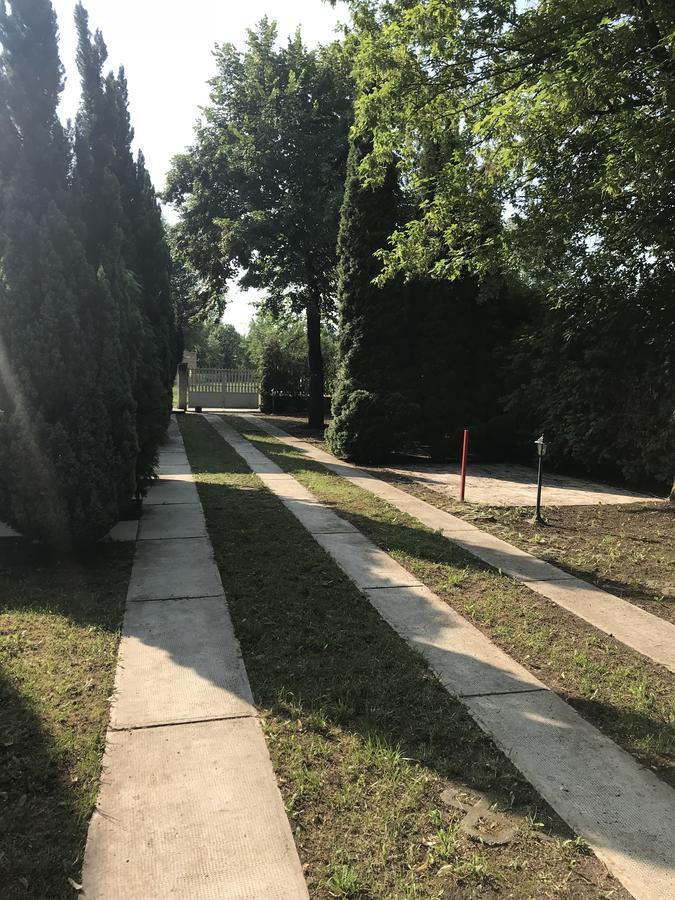 Aqua Line Apartmanhaz Hajdúszoboszló Zewnętrze zdjęcie