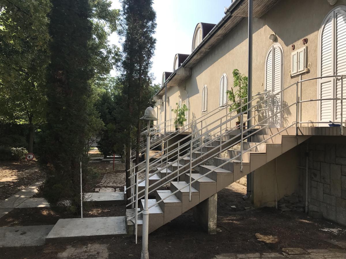 Aqua Line Apartmanhaz Hajdúszoboszló Zewnętrze zdjęcie