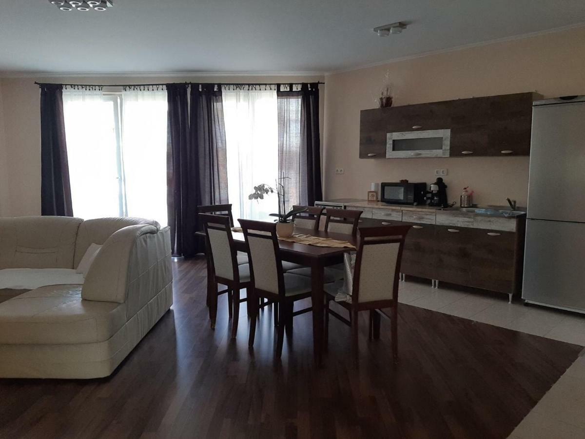 Aqua Line Apartmanhaz Hajdúszoboszló Zewnętrze zdjęcie